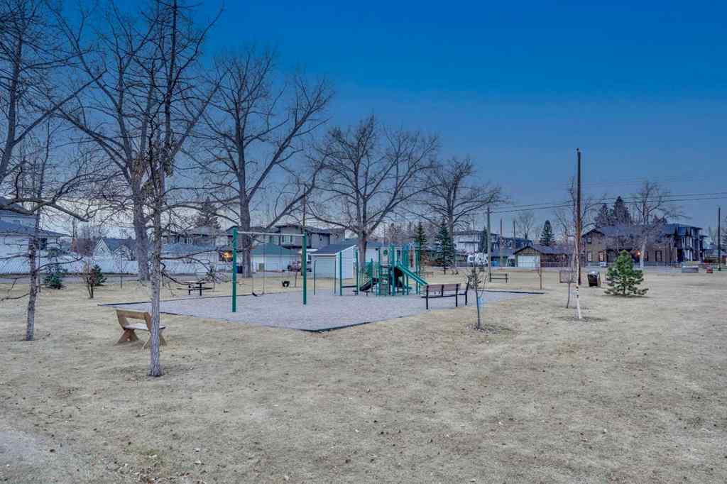 MLS® A2270217 - 605 29 Avenue NW in Mount Pleasant Calgary, Residential