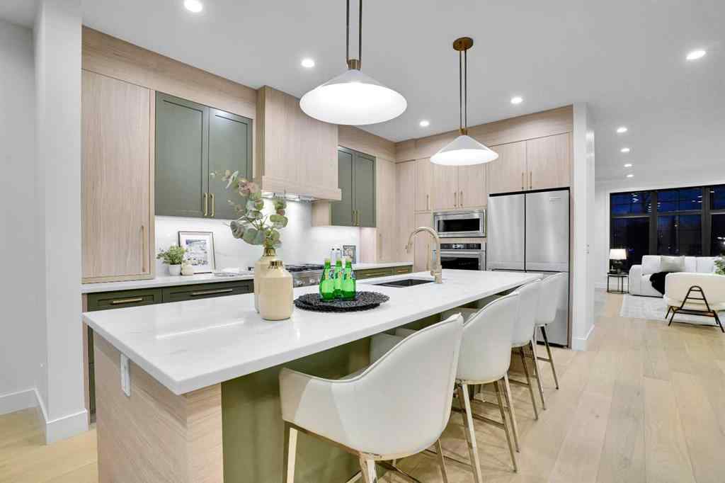 MLS® A2270217 - 605 29 Avenue NW in Mount Pleasant Calgary, Residential