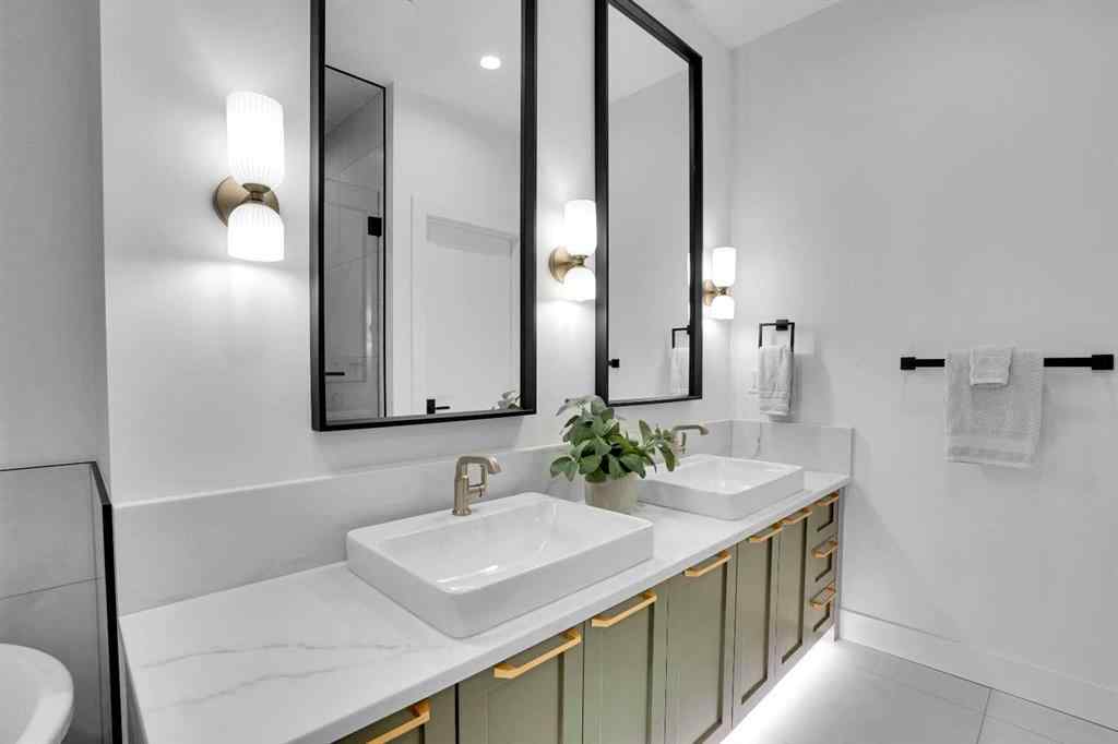 MLS® A2270217 - 605 29 Avenue NW in Mount Pleasant Calgary, Residential