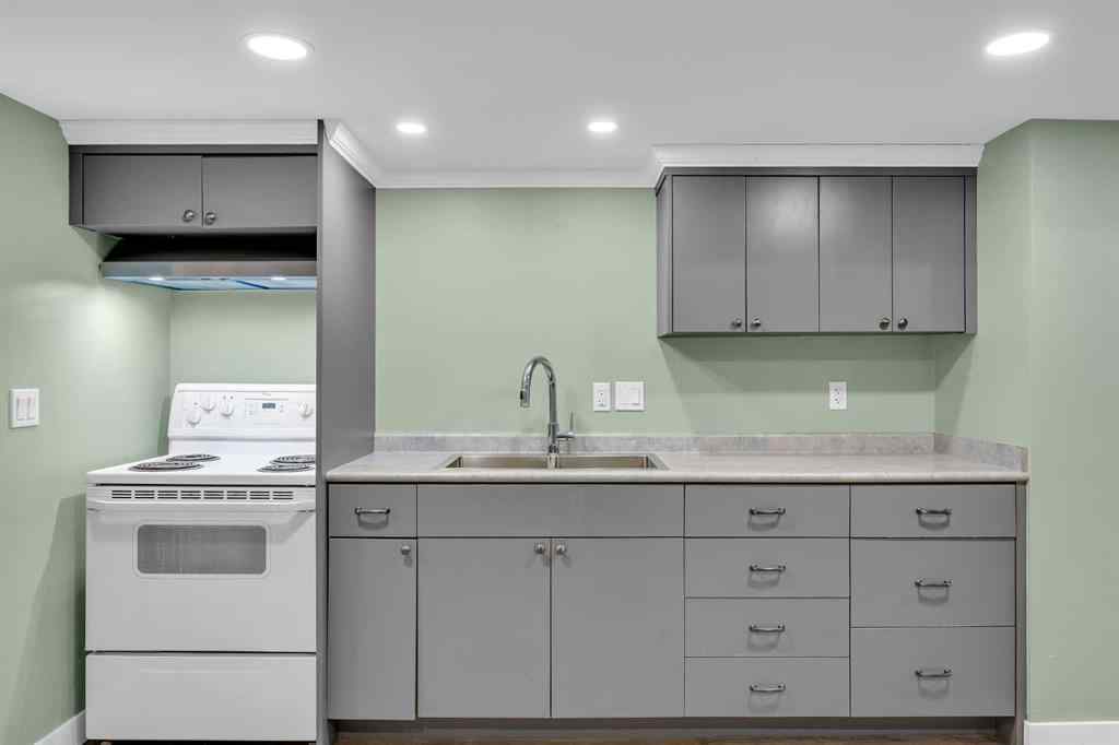 MLS&reg; # A2270218 - 191 Applebrook Circle SE in Applewood Park Calgary, Residential Open Houses