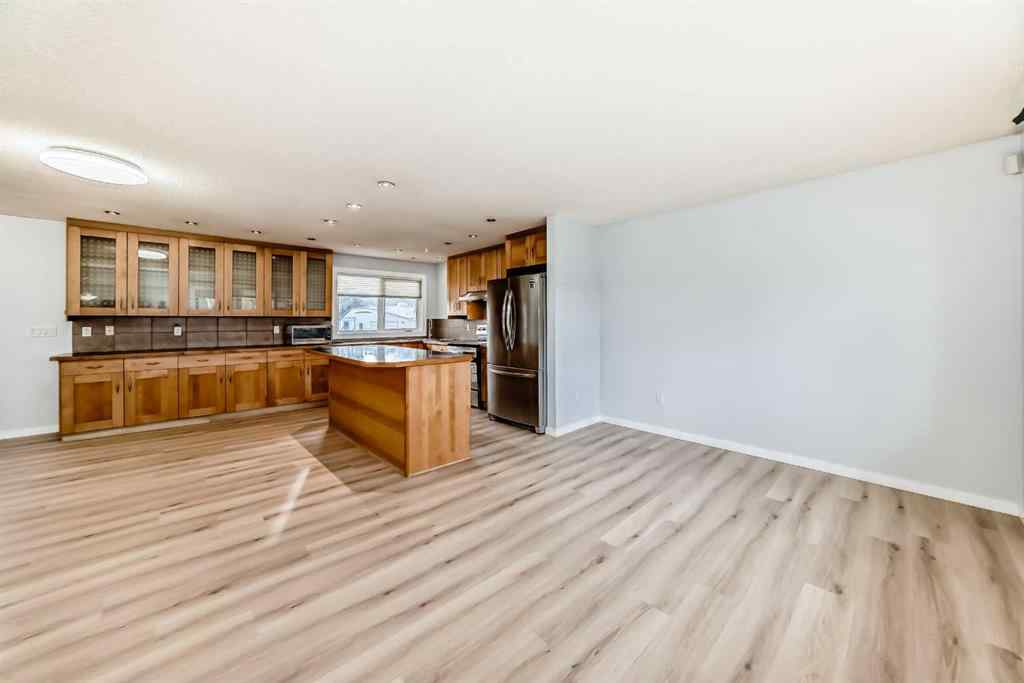 MLS® A2270219 - 159 Pinecliff Way NE in Pineridge Calgary, Residential