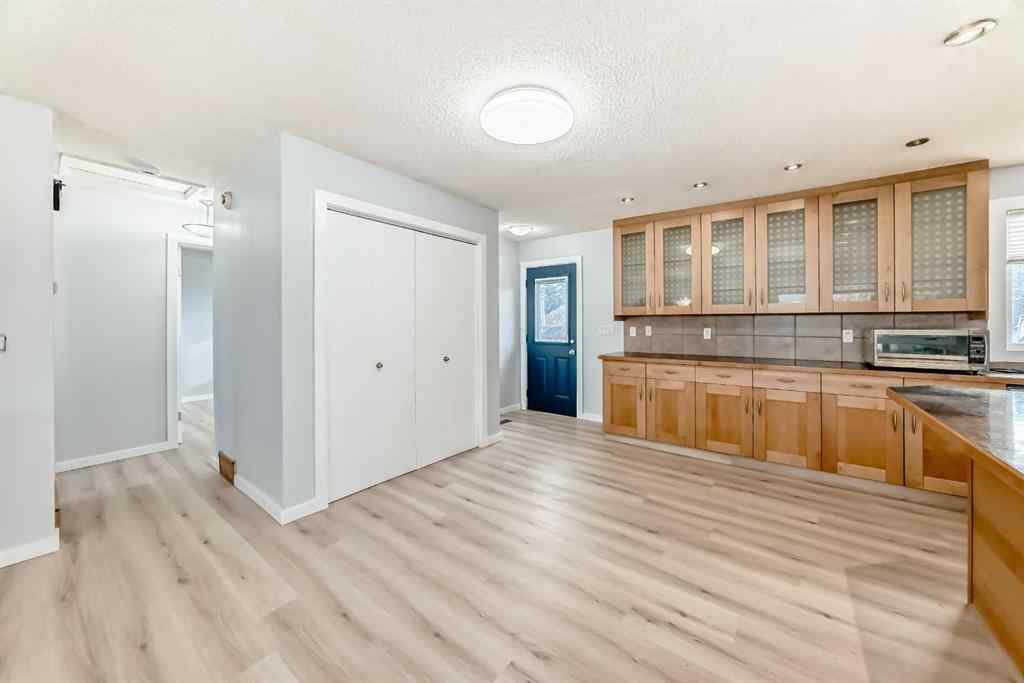 MLS® A2270219 - 159 Pinecliff Way NE in Pineridge Calgary, Residential