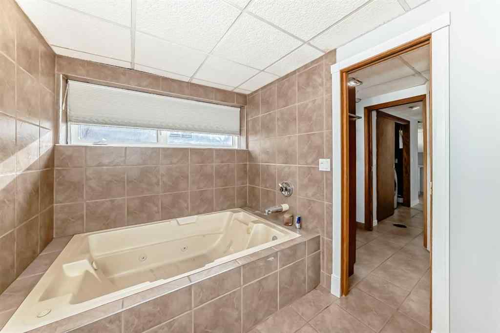 MLS® A2270219 - 159 Pinecliff Way NE in Pineridge Calgary, Residential