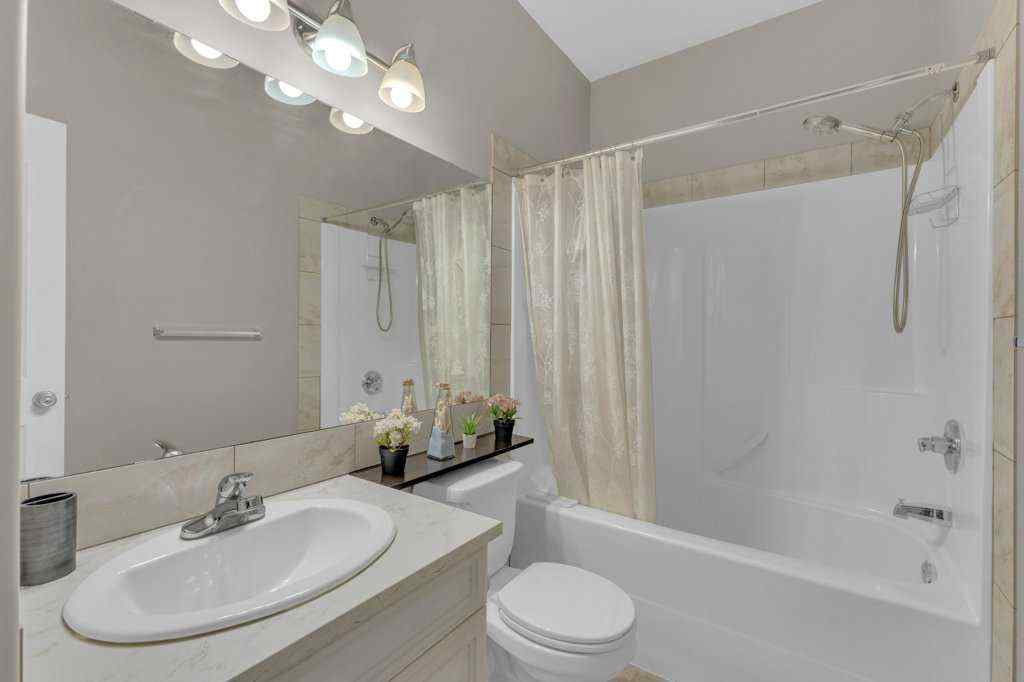 MLS&reg; # A2270221 - 8 Horne Close  in Hewlett Park Sylvan Lake, Residential Open Houses