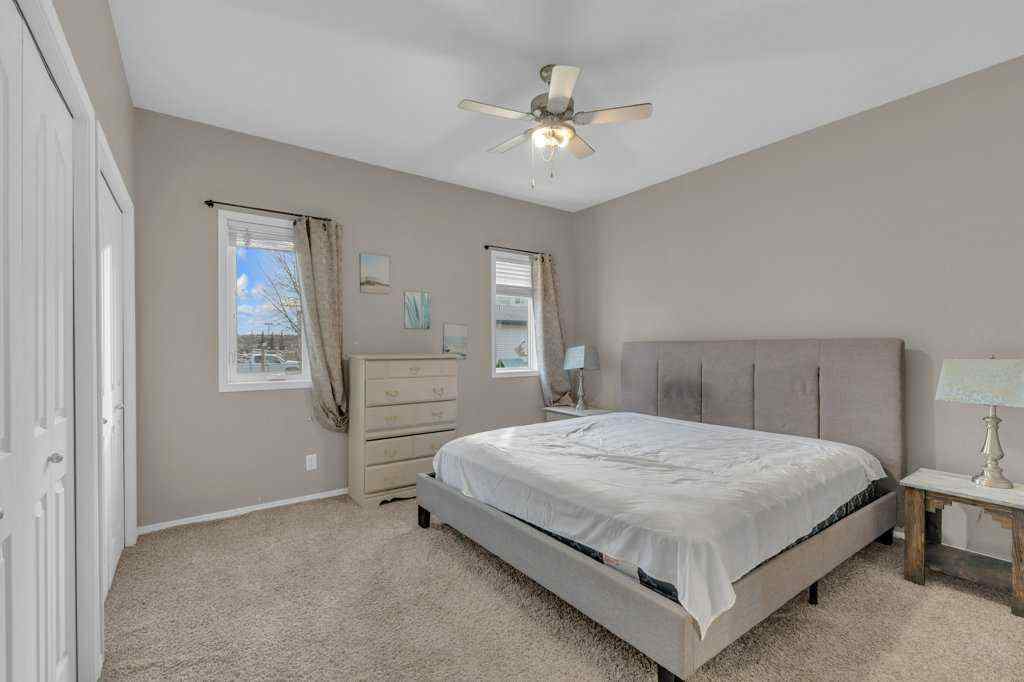 MLS&reg; # A2270221 - 8 Horne Close  in Hewlett Park Sylvan Lake, Residential Open Houses