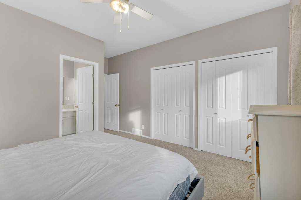 MLS&reg; # A2270221 - 8 Horne Close  in Hewlett Park Sylvan Lake, Residential Open Houses