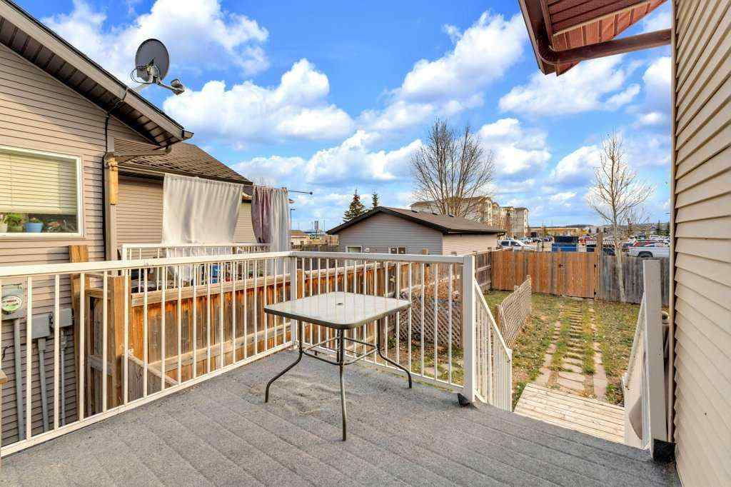 MLS&reg; # A2270221 - 8 Horne Close  in Hewlett Park Sylvan Lake, Residential Open Houses