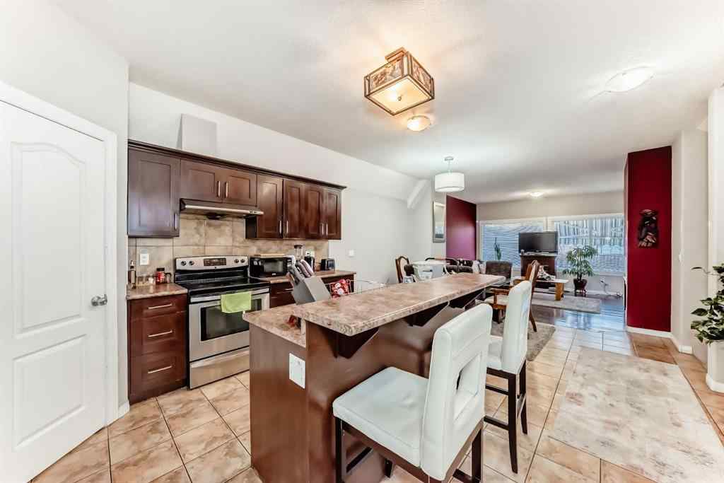 MLS® A2270225 - 1313 38 Street SE in Forest Lawn Calgary, Residential