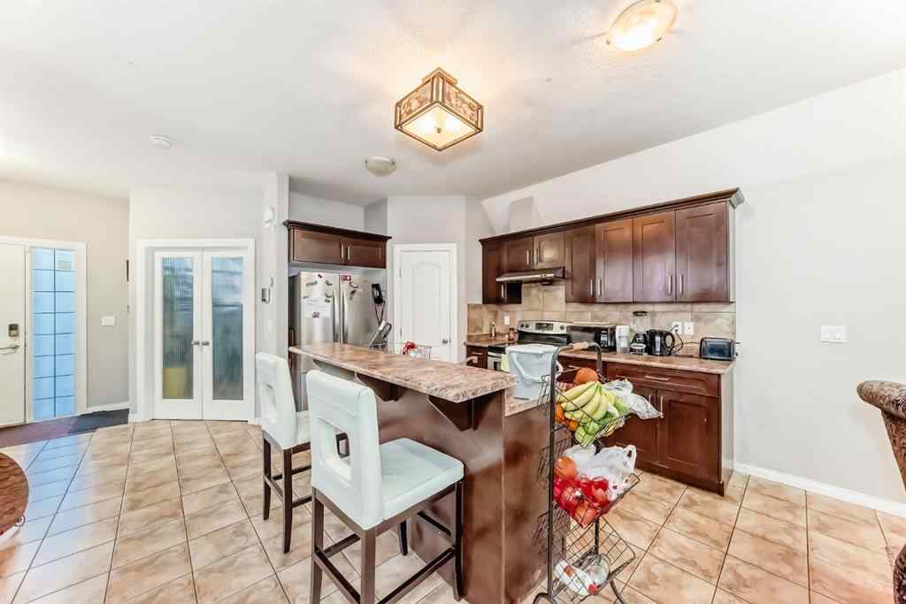 MLS® A2270225 - 1313 38 Street SE in Forest Lawn Calgary, Residential