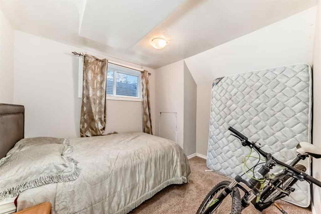 MLS® A2270225 - 1313 38 Street SE in Forest Lawn Calgary, Residential