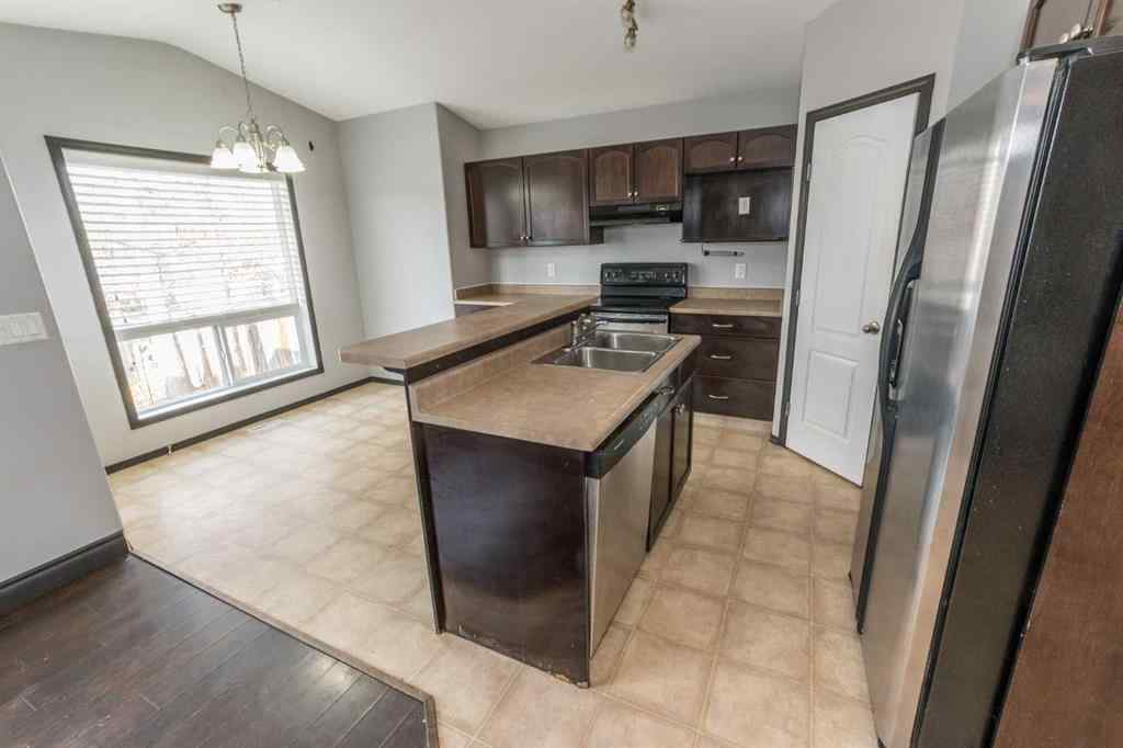 MLS® # A2270231 - 6 Pinnacle Crossing   in Pinnacle Ridge Grande Prairie, Residential Open Houses