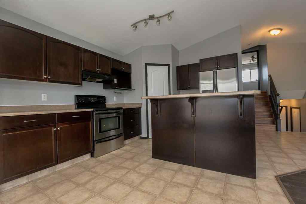 MLS® # A2270231 - 6 Pinnacle Crossing   in Pinnacle Ridge Grande Prairie, Residential Open Houses