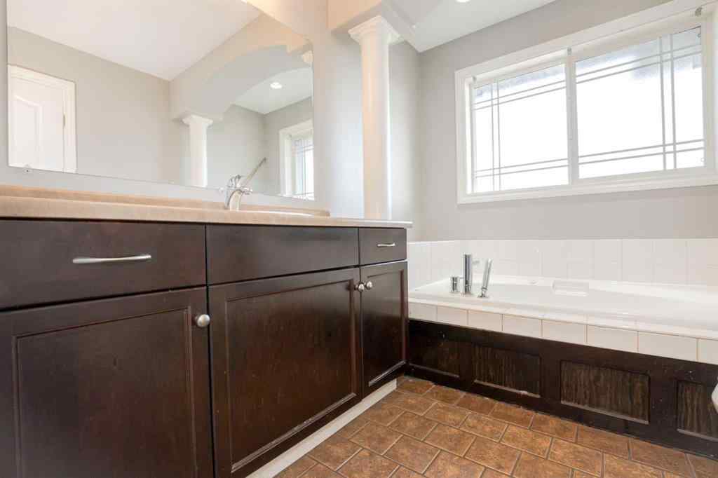 MLS® # A2270231 - 6 Pinnacle Crossing   in Pinnacle Ridge Grande Prairie, Residential Open Houses