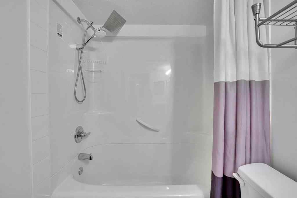 MLS® A2270234 - 103 Royal Manor NW in Royal Oak Calgary, Residential