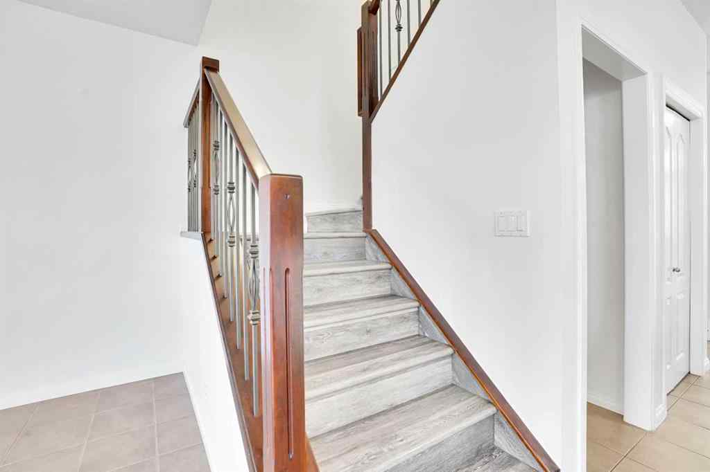 MLS® A2270234 - 103 Royal Manor NW in Royal Oak Calgary, Residential