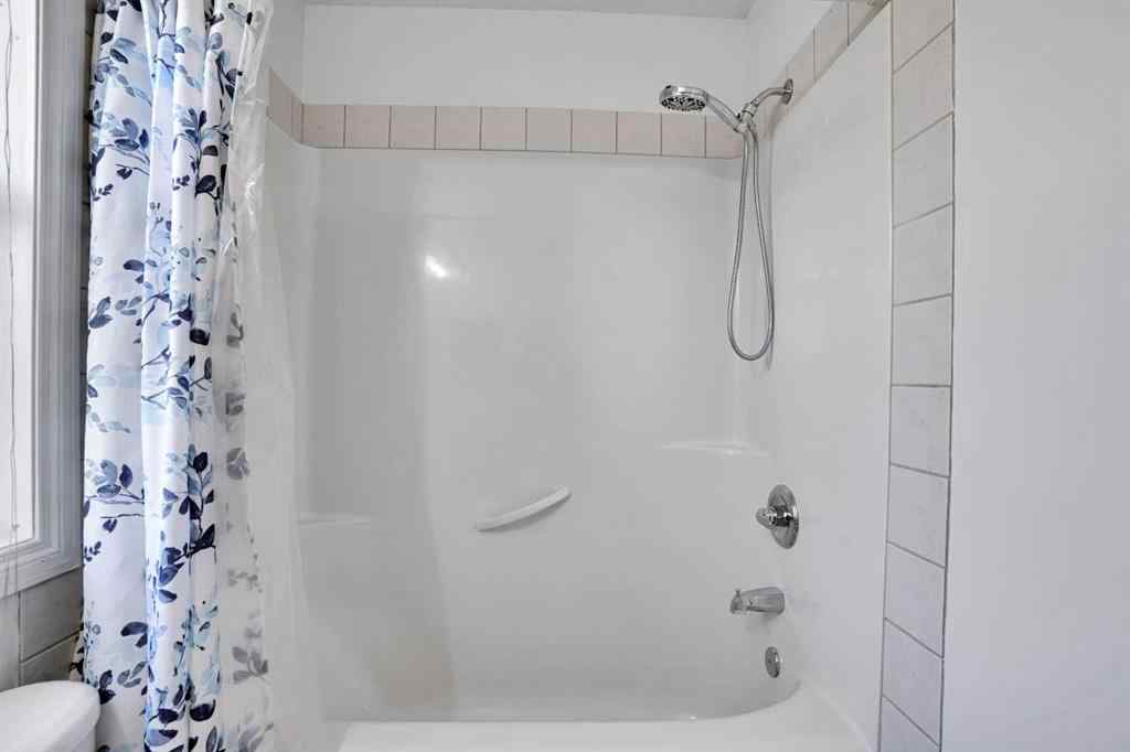 MLS® A2270234 - 103 Royal Manor NW in Royal Oak Calgary, Residential