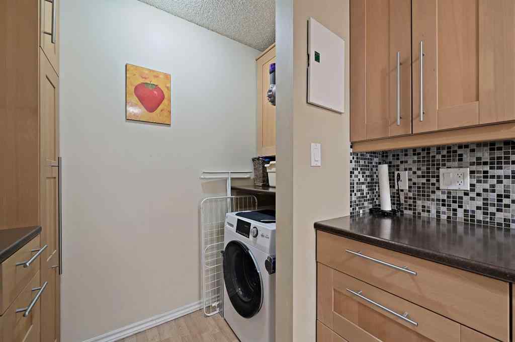 MLS&reg; # A2270236 - Unit #304 1033 15 Avenue SW in Beltline Calgary, Residential Open Houses