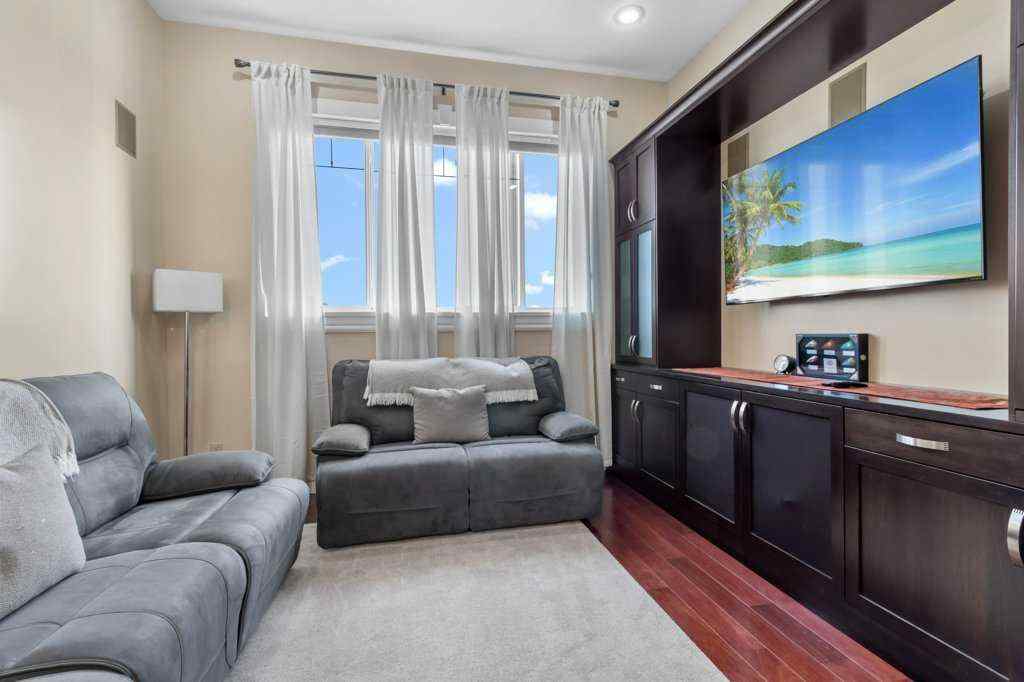 MLS&reg; # A2270240 - 20 Oakfield Close  in Oriole Park West Red Deer, Residential Open Houses