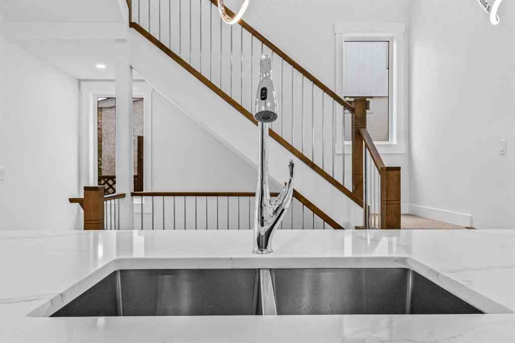 MLS&reg; # A2270244 - 430 33 Avenue NW in Highland Park Calgary, Residential Open Houses