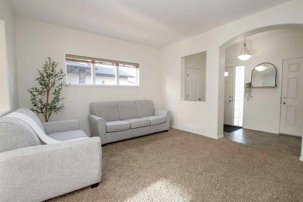 MLS&reg; # A2270247 - 37 Piper Close  in Panorama Estates Blackfalds, Residential Open Houses