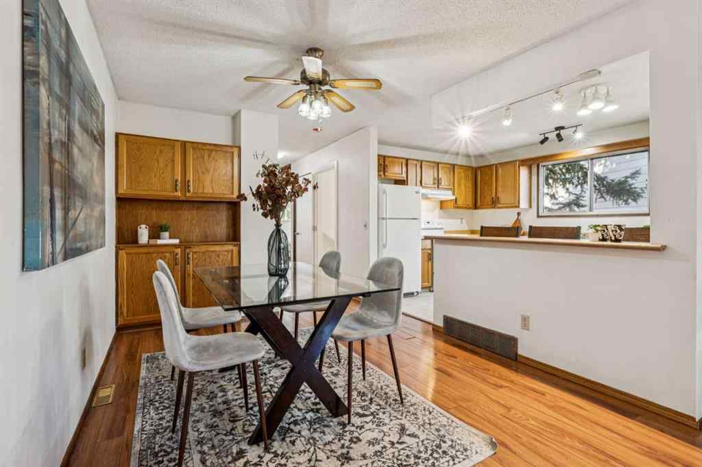 MLS® A2270258 - 30 Edgeford Place NW in Edgemont Calgary, Residential