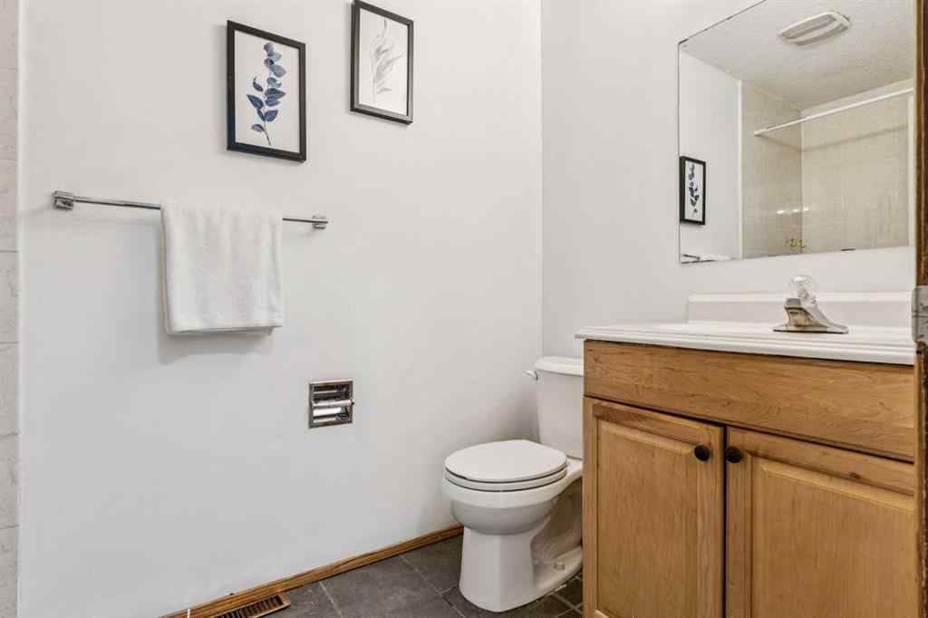 MLS® A2270258 - 30 Edgeford Place NW in Edgemont Calgary, Residential