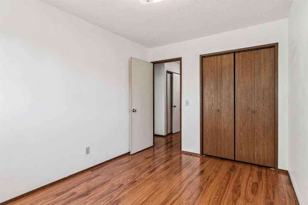 MLS® A2270258 - 30 Edgeford Place NW in Edgemont Calgary, Residential