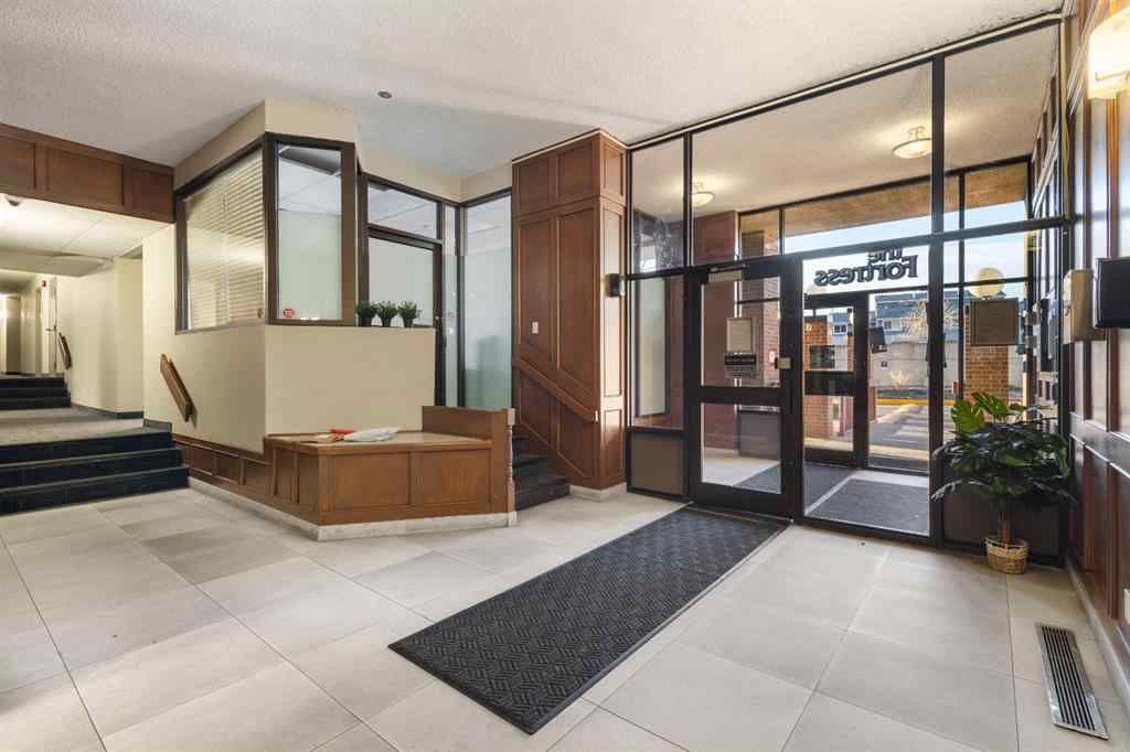 MLS&reg; # A2270259 - Unit #704 4944 Dalton Drive NW in Dalhousie Calgary, Residential Open Houses