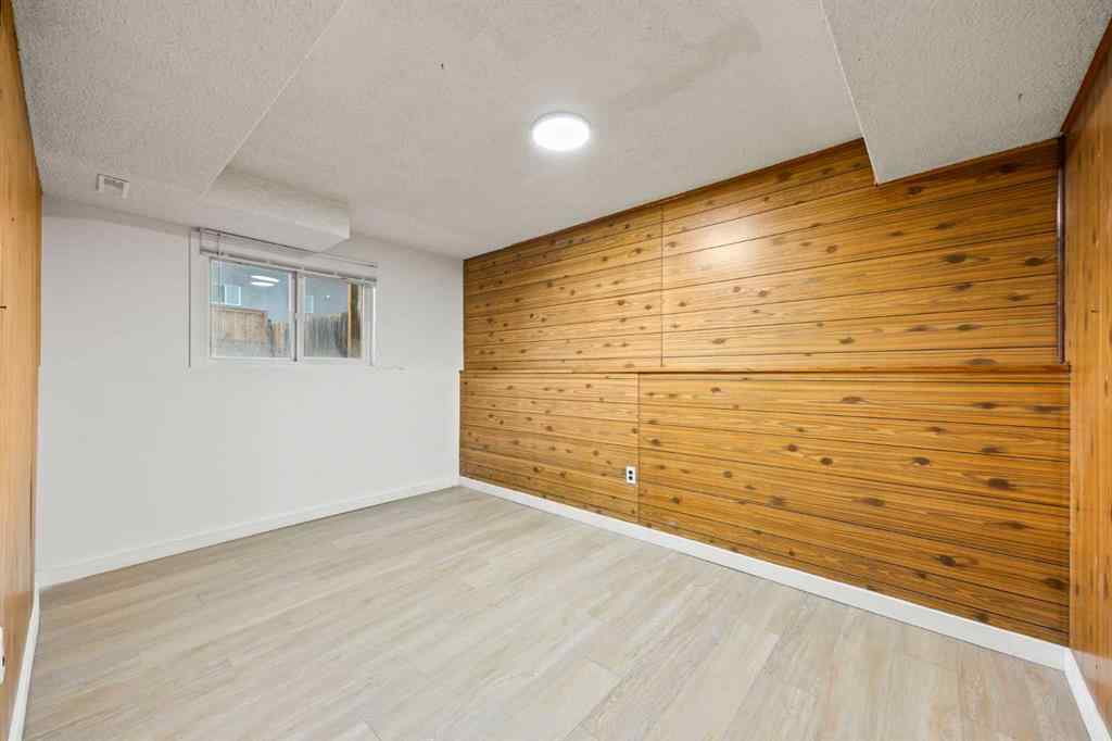 MLS® A2270260 - 212 Falmere Way NE in Falconridge Calgary, Residential