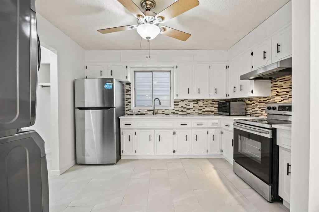 MLS® A2270260 - 212 Falmere Way NE in Falconridge Calgary, Residential