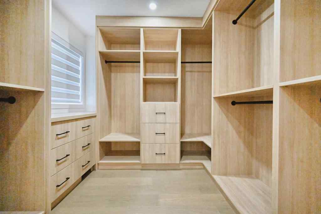 MLS® A2270262 - 941 west chestermere Drive  in West Creek Chestermere, Residential