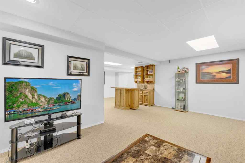 MLS&reg; # A2270265 - 6006 57 Avenue   in Lucas Heights Ponoka, Residential Open Houses