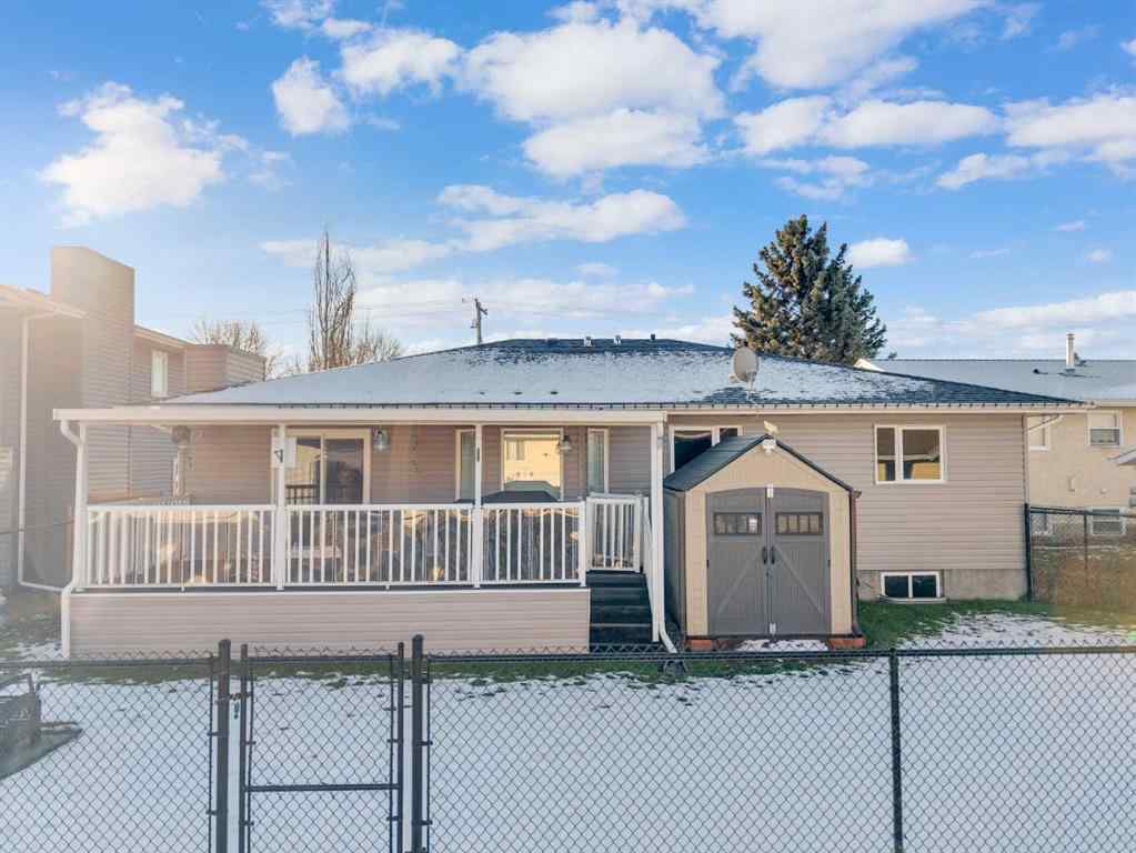 MLS&reg; # A2270265 - 6006 57 Avenue   in Lucas Heights Ponoka, Residential Open Houses