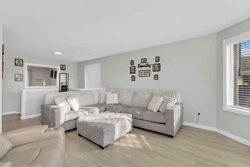 MLS&reg; # A2270265 - 6006 57 Avenue   in Lucas Heights Ponoka, Residential Open Houses