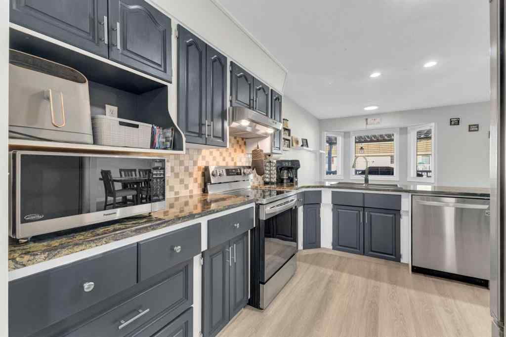 MLS&reg; # A2270265 - 6006 57 Avenue   in Lucas Heights Ponoka, Residential Open Houses