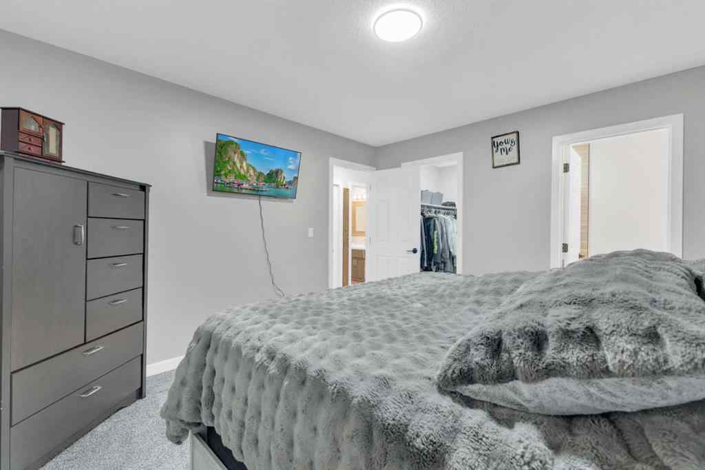 MLS&reg; # A2270265 - 6006 57 Avenue   in Lucas Heights Ponoka, Residential Open Houses