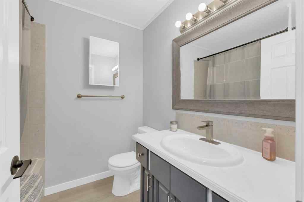 MLS&reg; # A2270265 - 6006 57 Avenue   in Lucas Heights Ponoka, Residential Open Houses