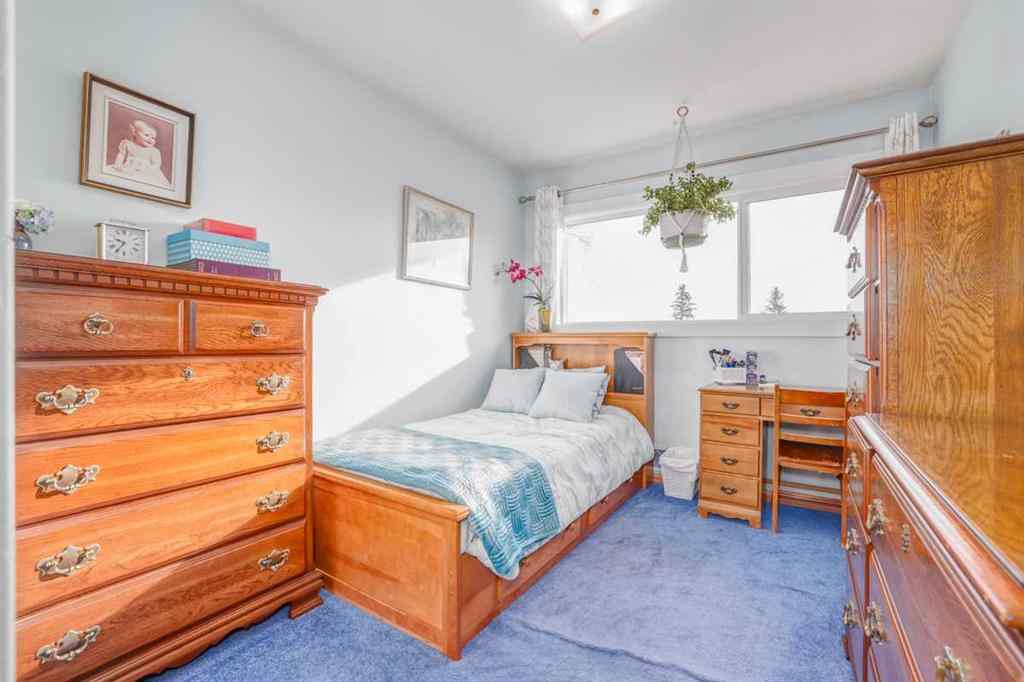 MLS® # A2270274 - 25 Highwood Place NW in Highwood Calgary, Residential Open Houses