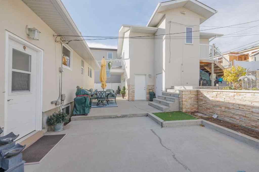 MLS® # A2270274 - 25 Highwood Place NW in Highwood Calgary, Residential Open Houses