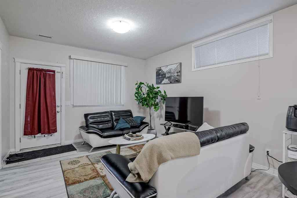 MLS&reg; # A2270275 - 206 Pantego View NW in Panorama Hills Calgary, Residential Open Houses