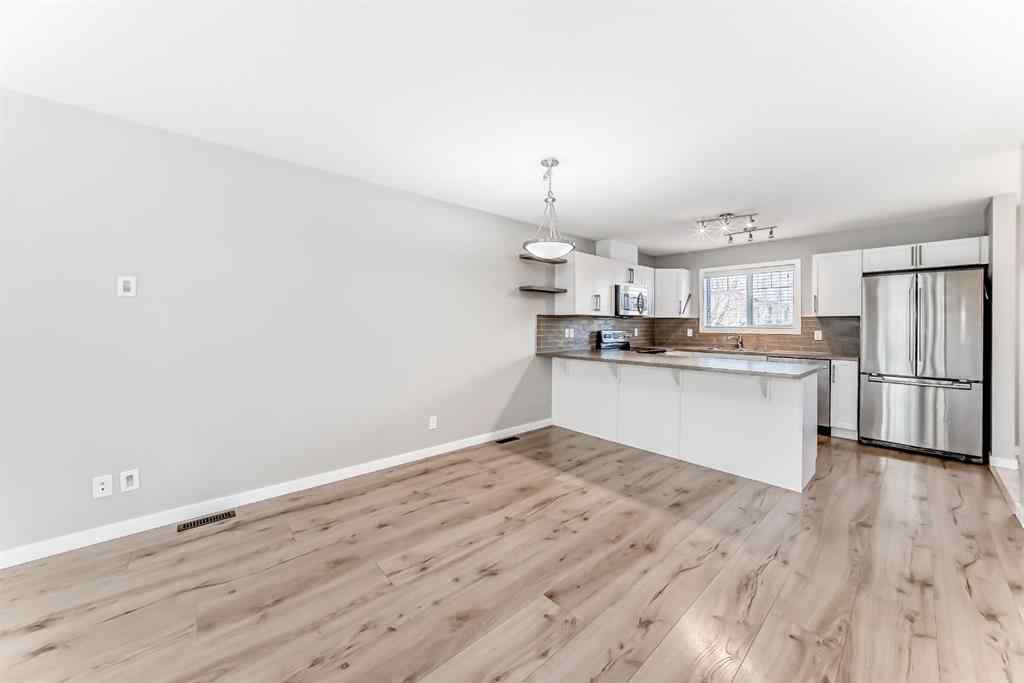 MLS&reg; # A2270277 - 115 Sunset Road  in Sunset Ridge Cochrane, Residential Open Houses