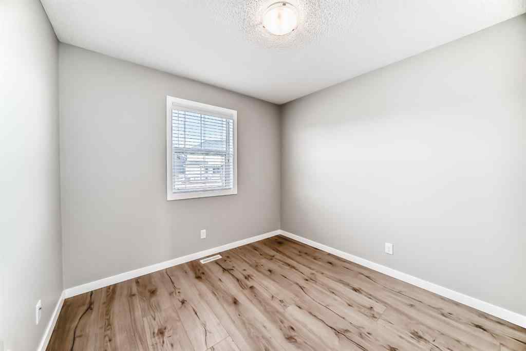 MLS&reg; # A2270277 - 115 Sunset Road  in Sunset Ridge Cochrane, Residential Open Houses