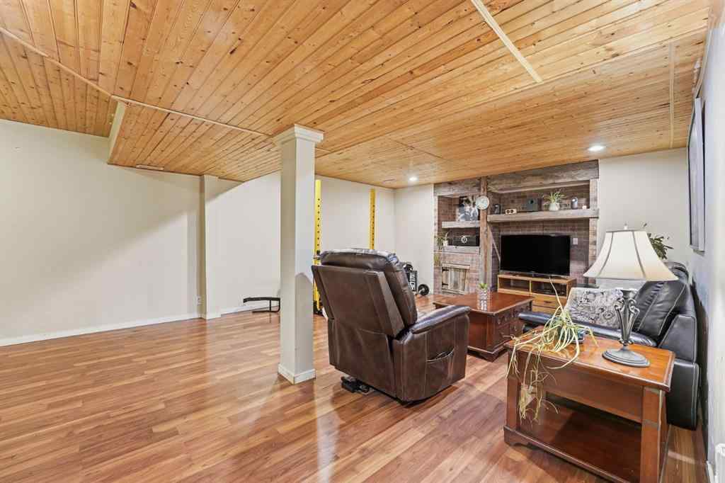 MLS&reg; # A2270278 - 133 Chaparral Common SE in Chaparral Calgary, Residential Open Houses