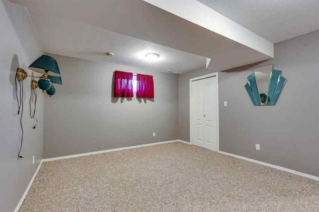 MLS&reg; # A2270281 - 6110 38 Avenue  in Grandview Stettler, Residential Open Houses