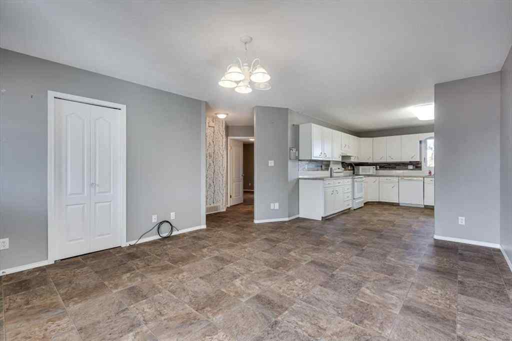MLS&reg; # A2270281 - 6110 38 Avenue  in Grandview Stettler, Residential Open Houses