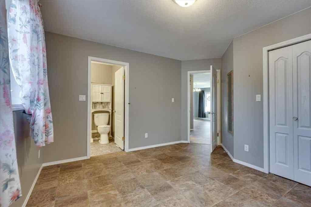 MLS&reg; # A2270281 - 6110 38 Avenue  in Grandview Stettler, Residential Open Houses