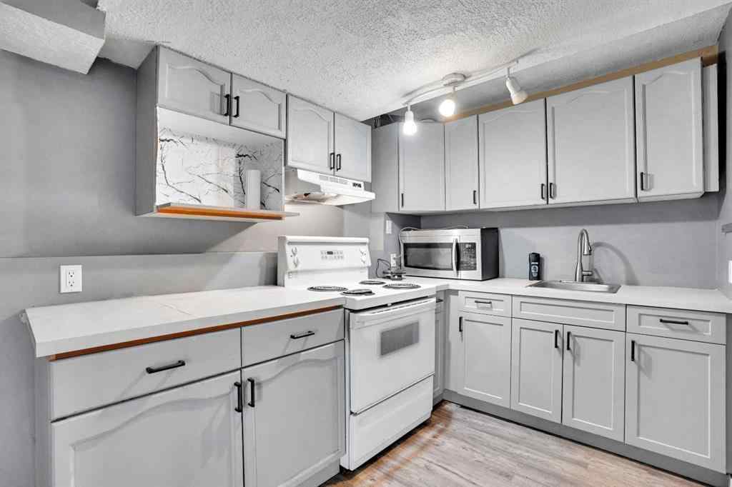 MLS&reg; # A2270282 - 52 Pennsburg Way SE in Penbrooke Meadows Calgary, Residential Open Houses