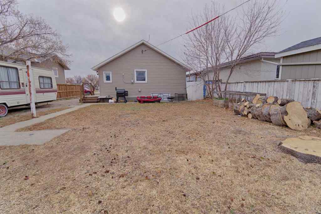 MLS&reg; # A2270284 - 132   2 Ave north   in NONE Vauxhall, Residential Open Houses