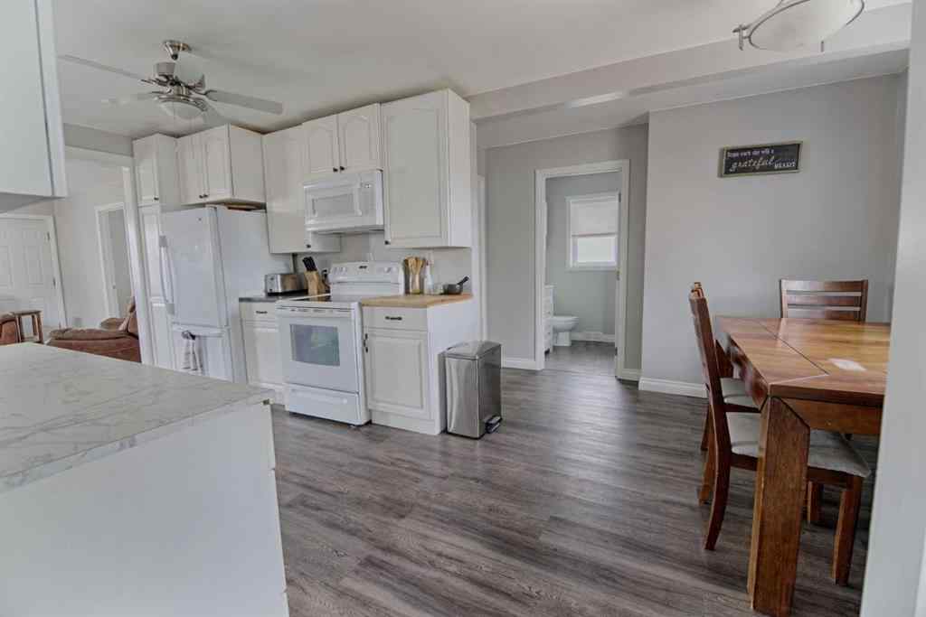 MLS&reg; # A2270284 - 132   2 Ave north   in NONE Vauxhall, Residential Open Houses