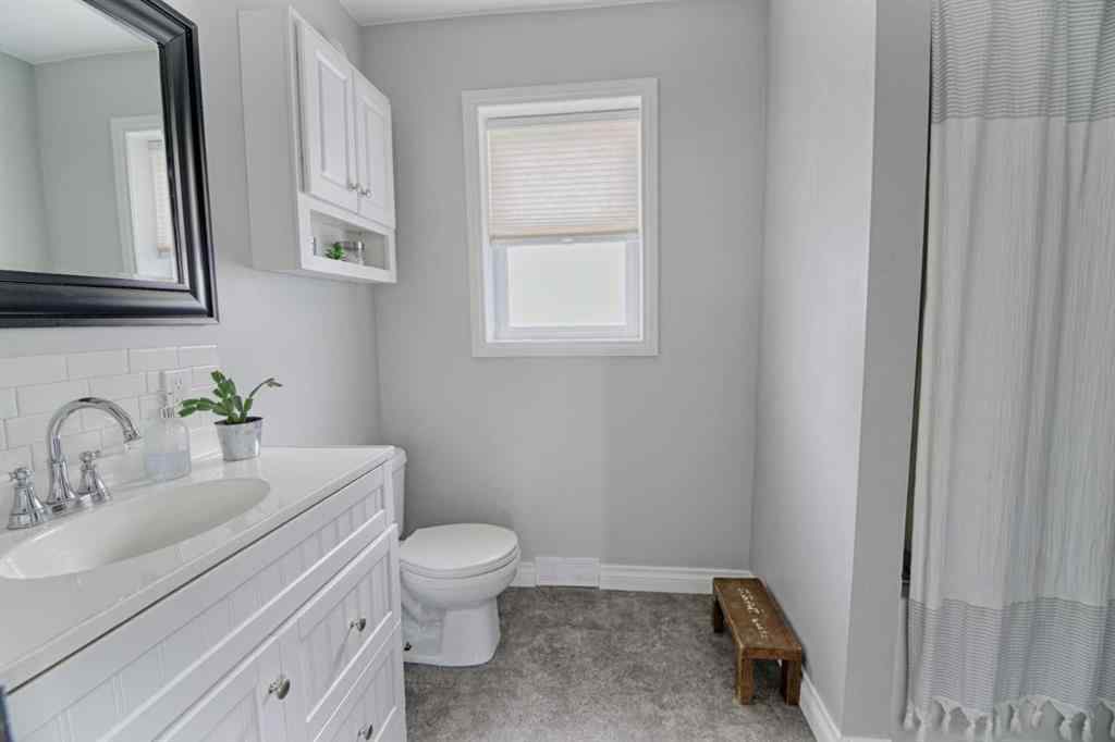 MLS&reg; # A2270284 - 132   2 Ave north   in NONE Vauxhall, Residential Open Houses